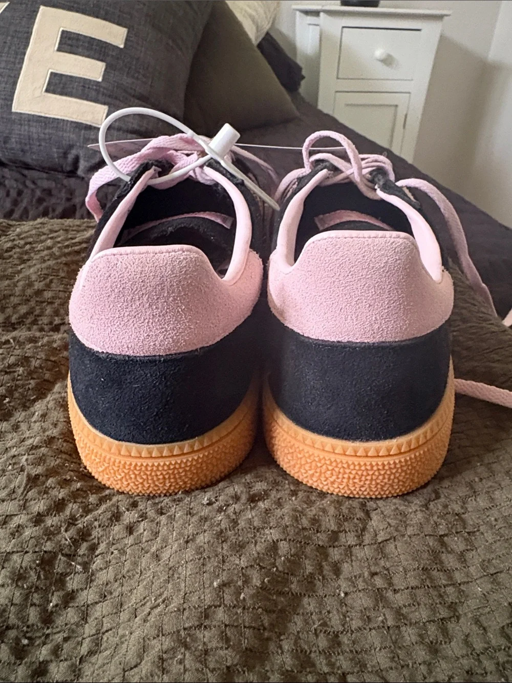 adidas Women’s Handball Spezial Sneakers - Black & Light Pink